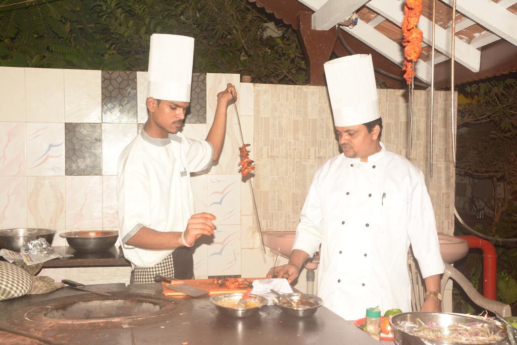 Colonia De Braganza Resorts Calangute Buitenkant foto
